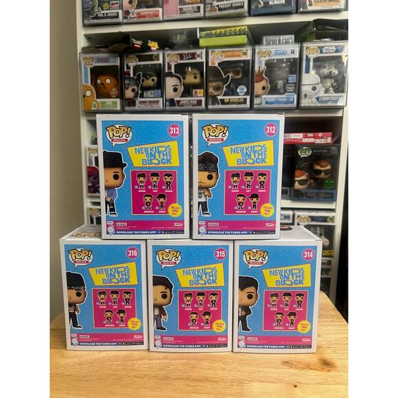 COMPLETE SET New Kids on the Block Funko Pops Donnie Joey Danny Jordan Jonathan - Picture 4 of 6